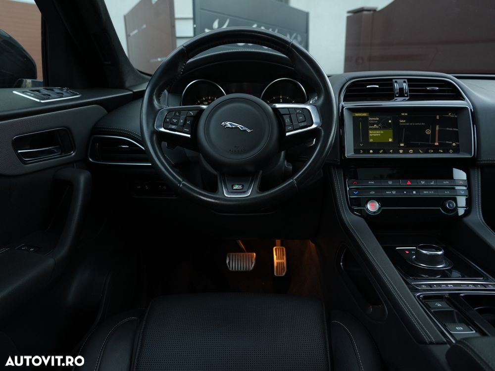 Jaguar F-Pace 20d AWD Aut. R-Sport - 19