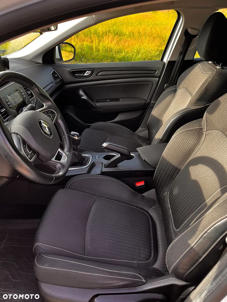 Renault Megane 1.6 SCe Zen - 6