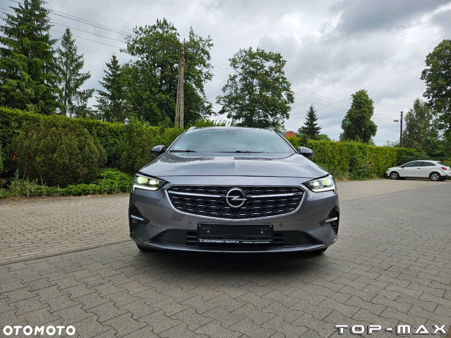 Opel Insignia - 11
