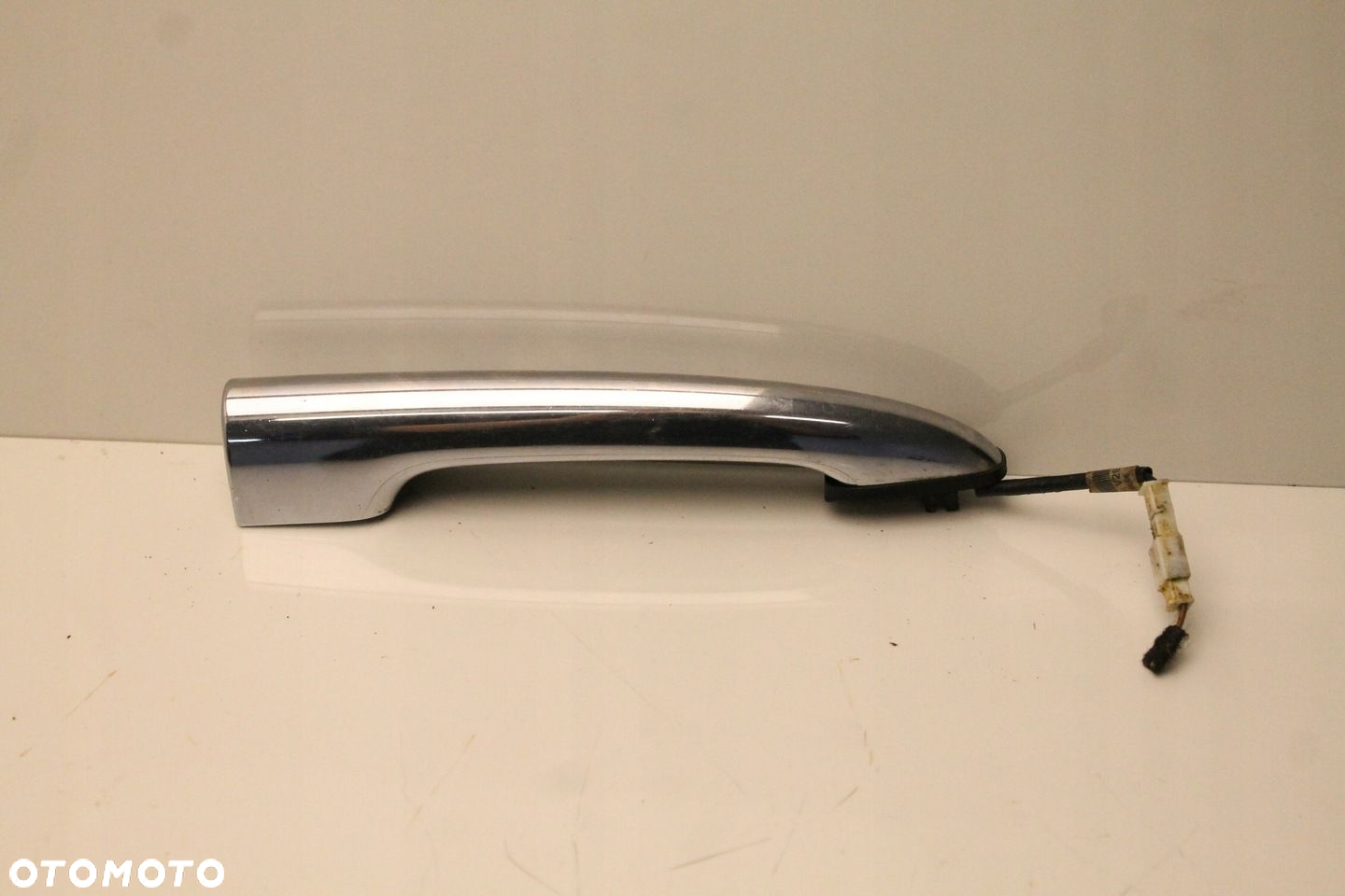 MINI CLUBMAN R55 KLAMKA KLAPY BAGAŻNIKA PRAWA PRAWY TYŁ 7167496 CHROM - 2