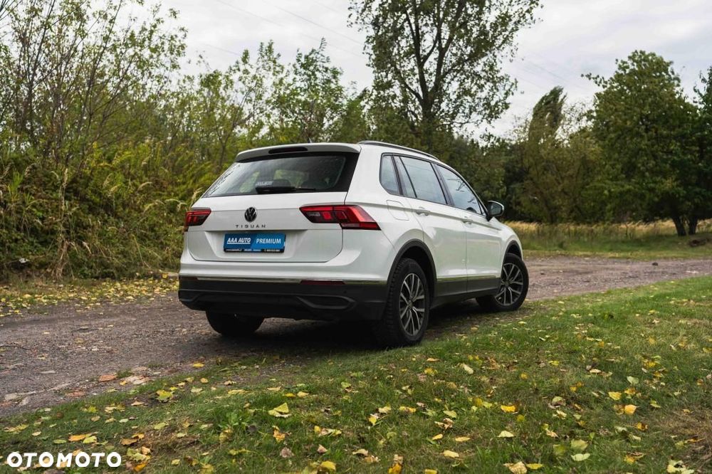 Volkswagen Tiguan - 5