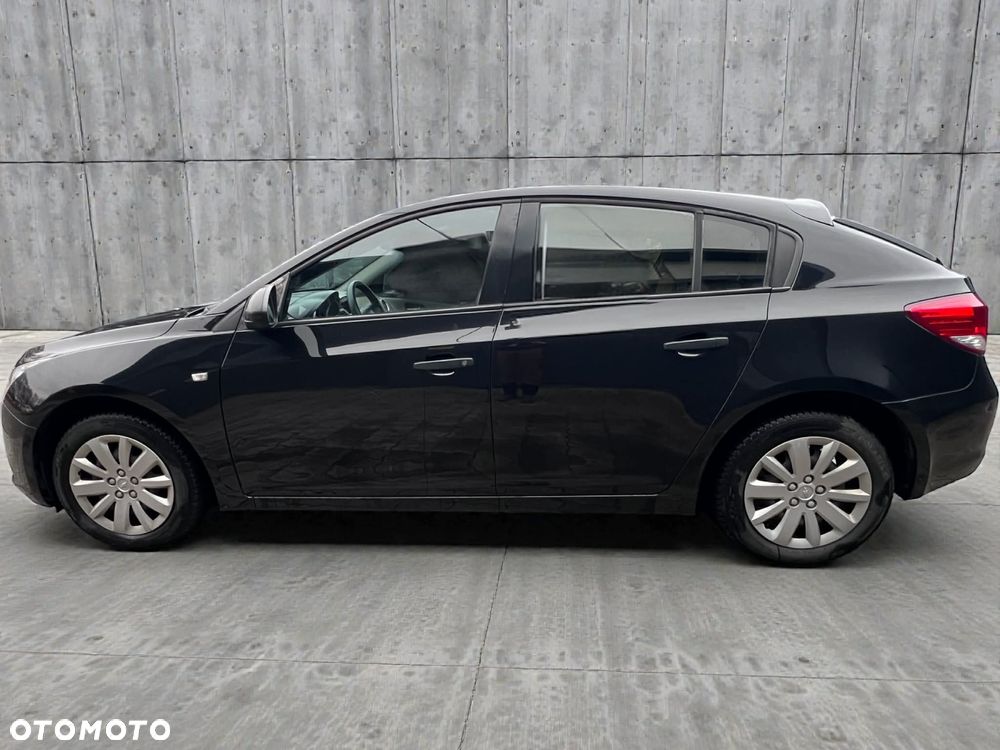 Chevrolet Cruze 1.6 LT - 6