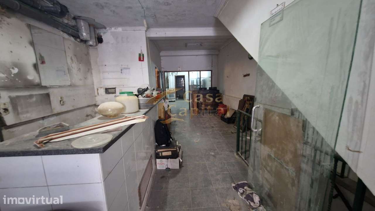 LOJA COM CAVE - Grande imagem: 5/15