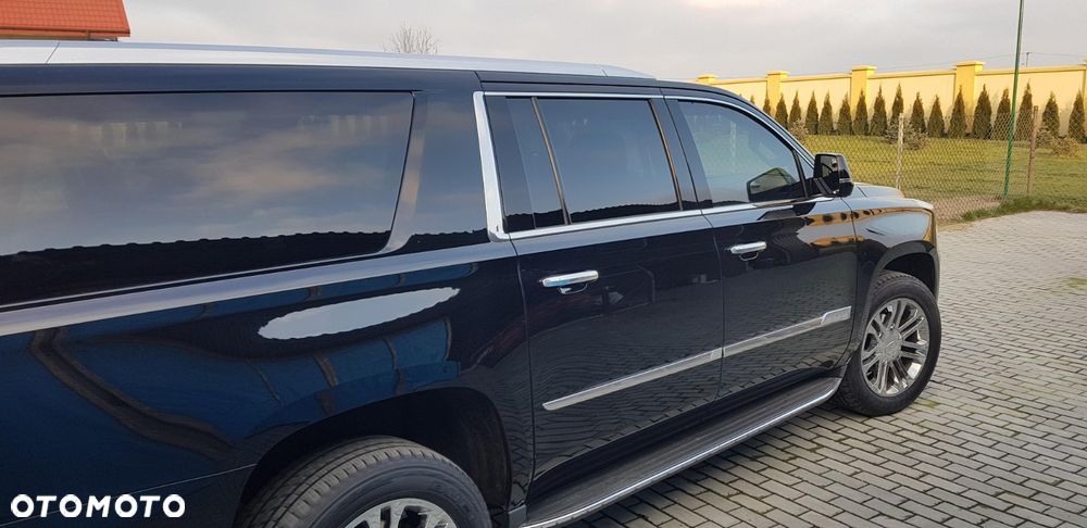 Cadillac Escalade - 18
