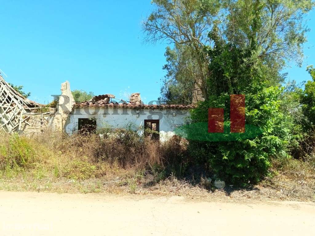 Moradia T2 em Ruina - Malaqueijo***RIOMAGIC*** - Grande imagem: 3/8