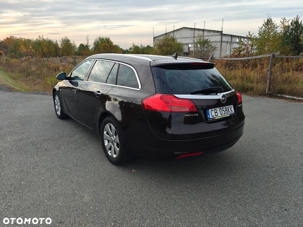 Opel Insignia - 11