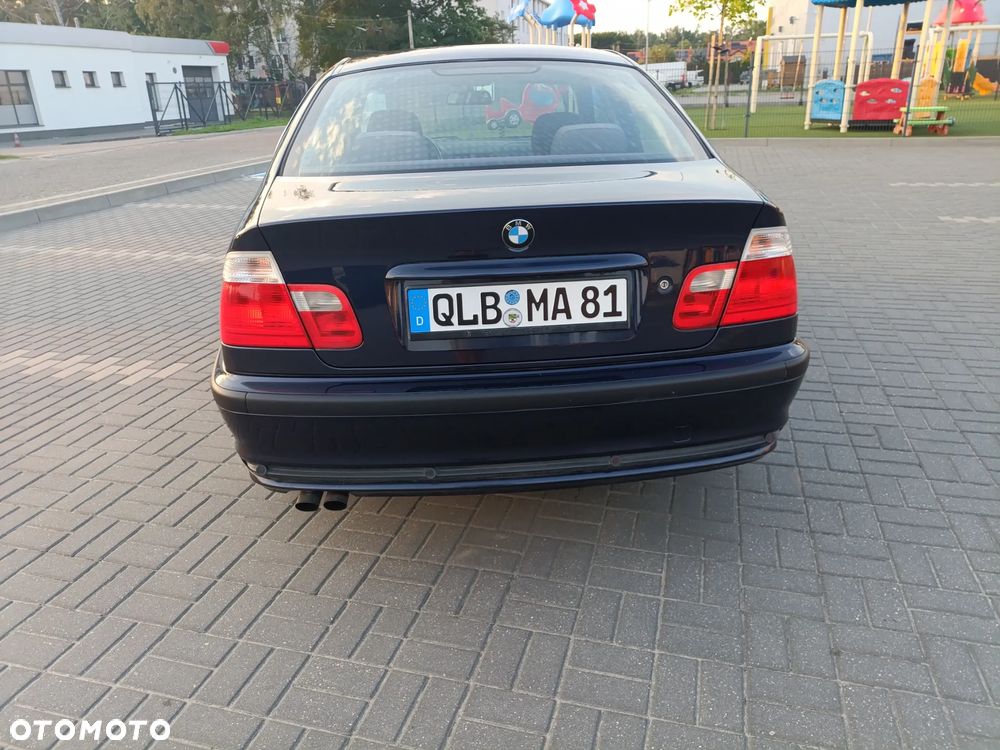 BMW Seria 3 320i Edition Exclusive - 19