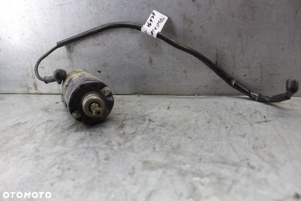 Yamaha FZS 600 98-03r Rozrusznik silnika