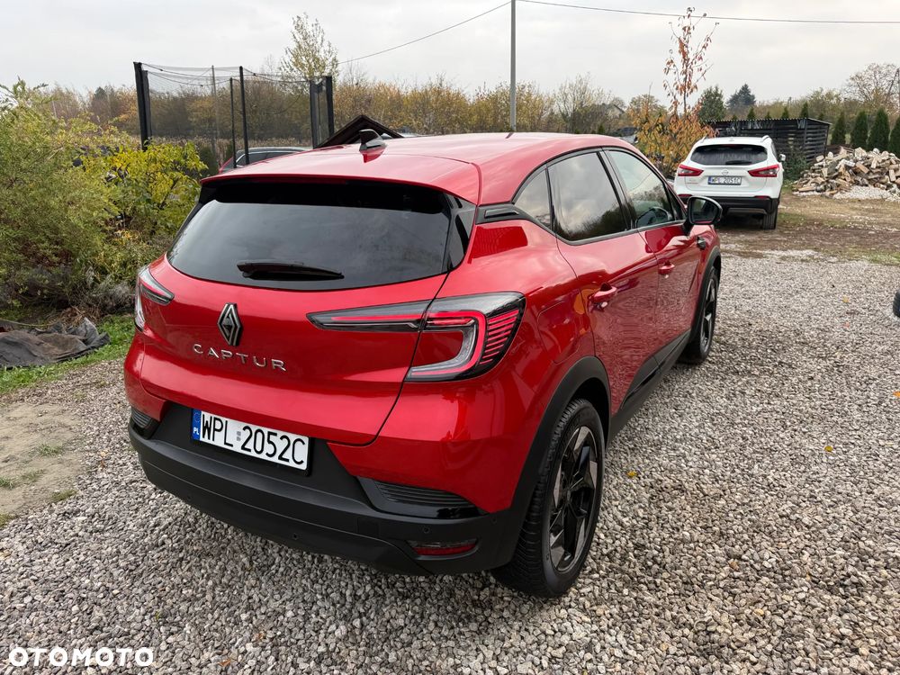 Renault Captur 1.3 TCe mHEV Techno - 17