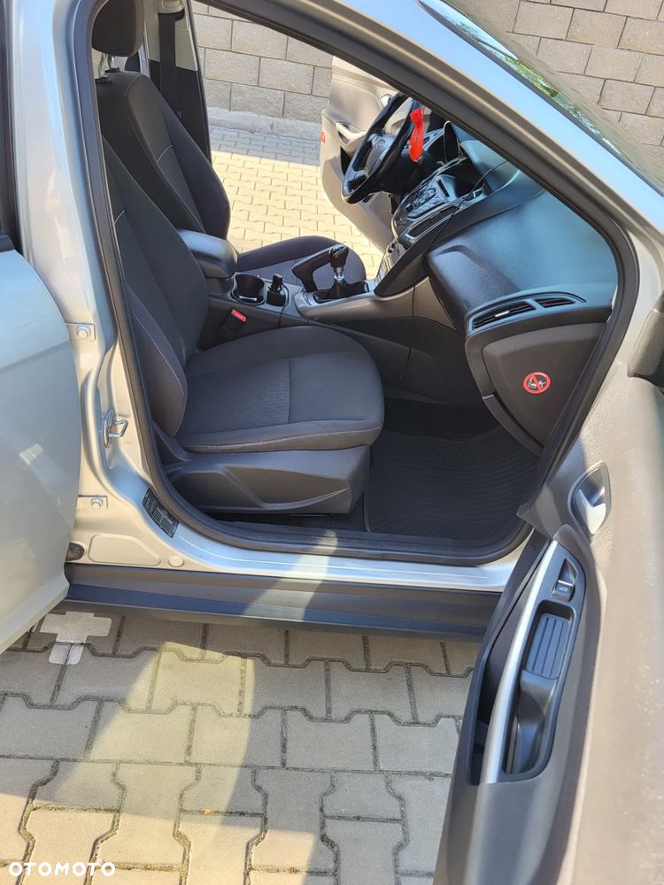 Ford Focus 1.6 TDCi Titanium - 24