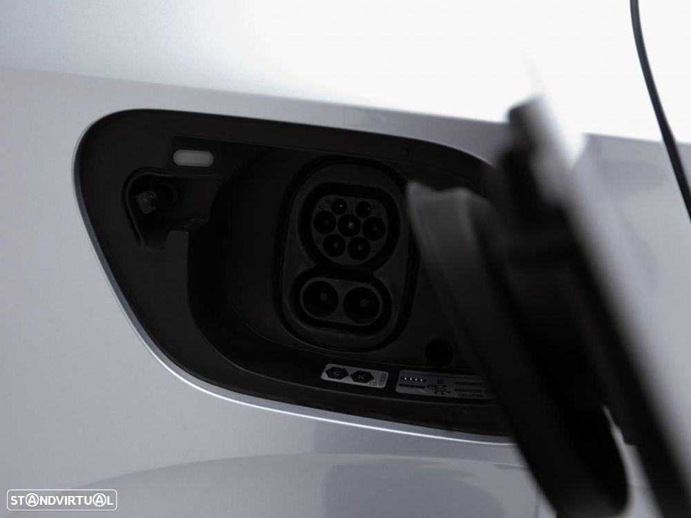 VW ID.4 77 kWh Pro Performance 1st - 13