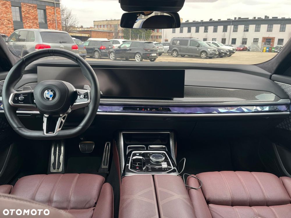 BMW Seria 7 - 8