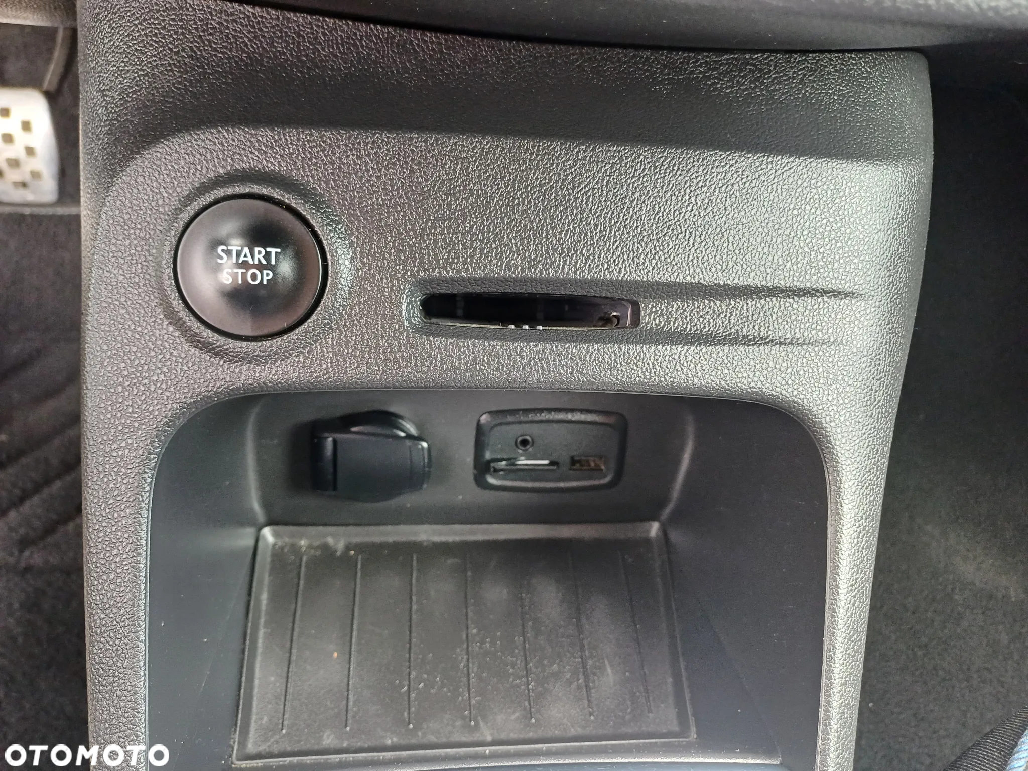 Renault Captur - 16