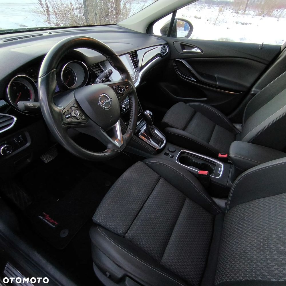 Opel Astra 1.4 T Elite S&S - 11