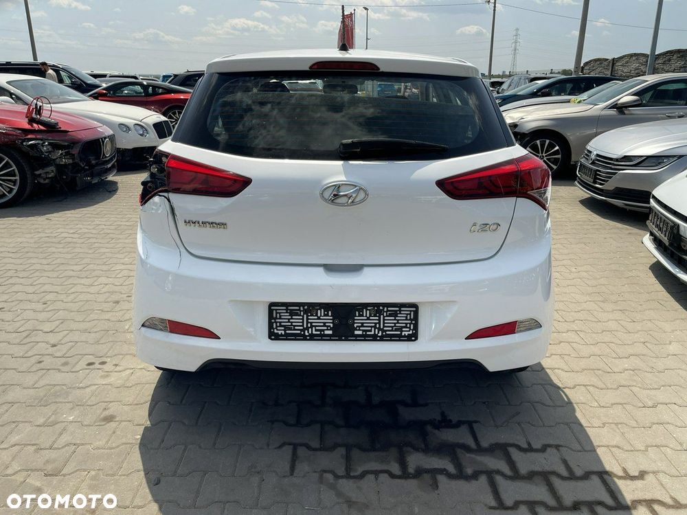 Hyundai i20 1.2 Select - 8