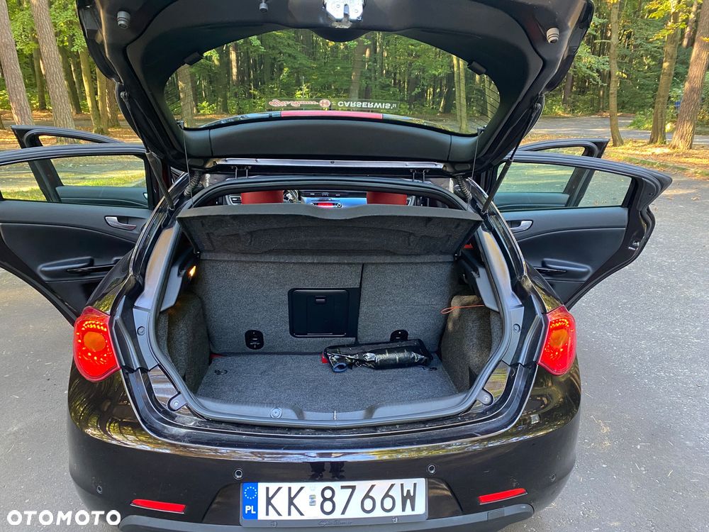 Alfa Romeo Giulietta - 12