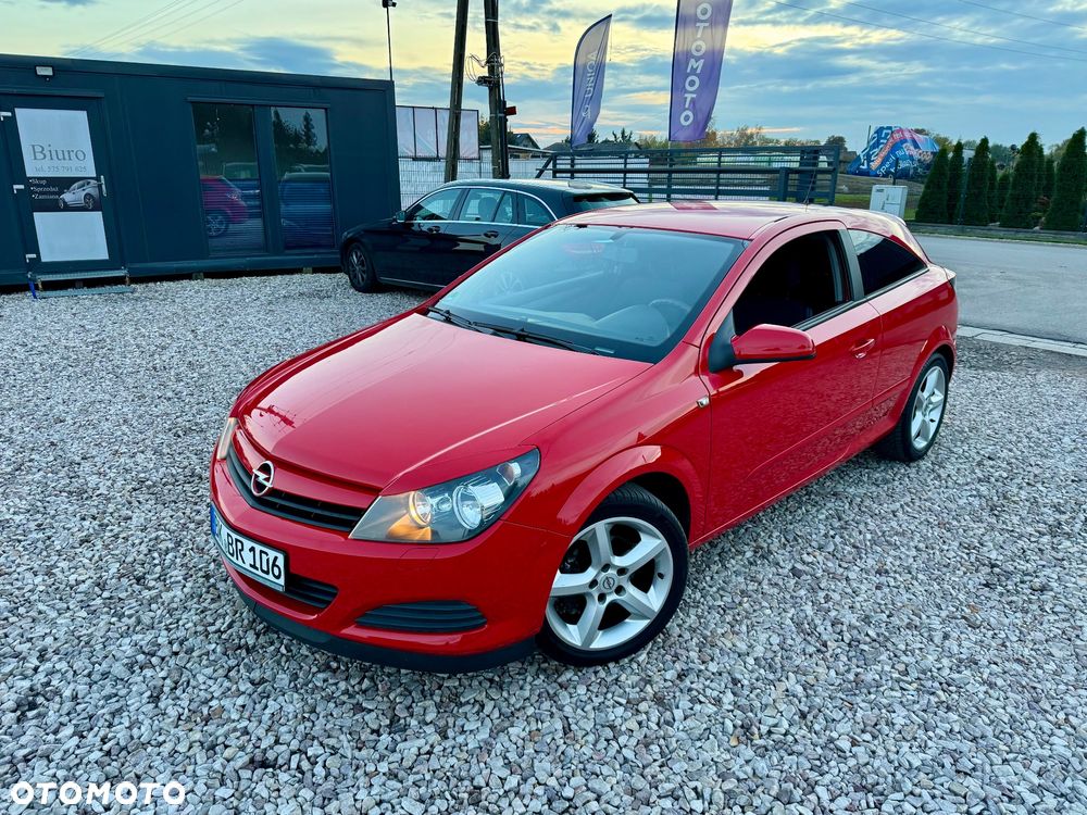 Opel Astra III GTC 1.8 Sport - 32