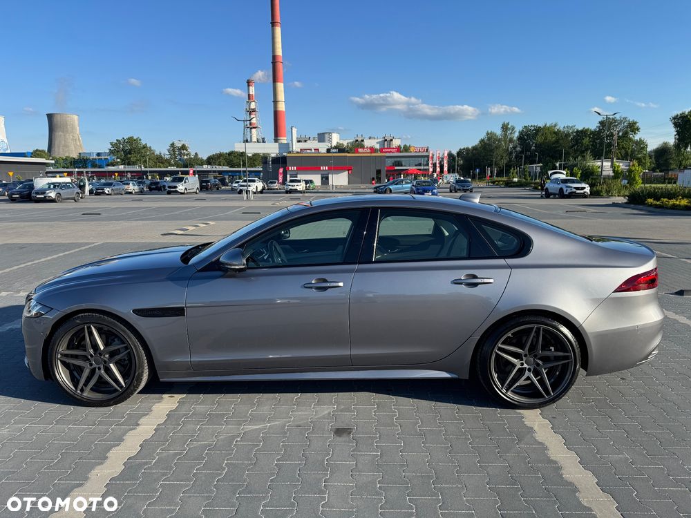 Jaguar XF 2.0 P250 R-Dynamic Black - 6