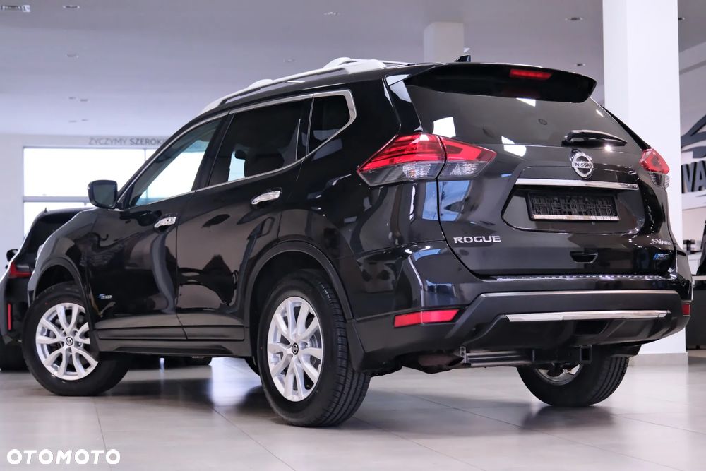 Nissan Rogue - 18