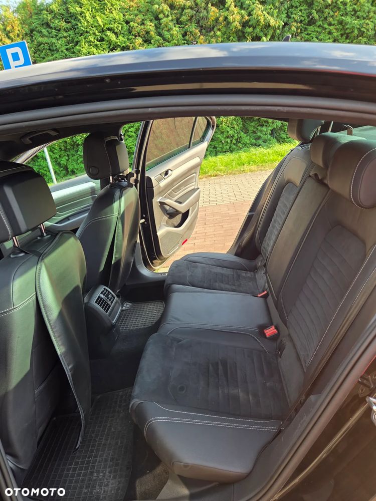 Volkswagen Passat 1.5 TSI EVO Elegance DSG - 18