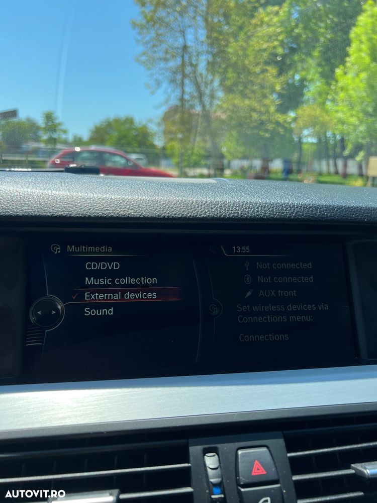 BMW Seria 5 525d xDrive Sport-Aut. - 30