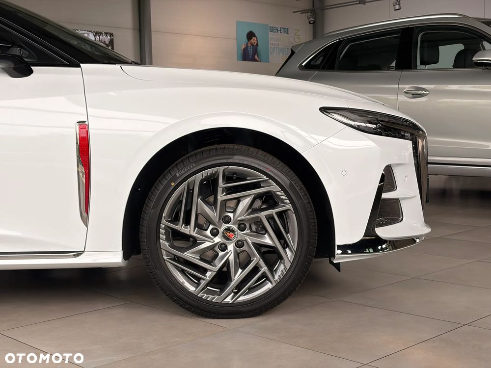 Hongqi H6 - 4