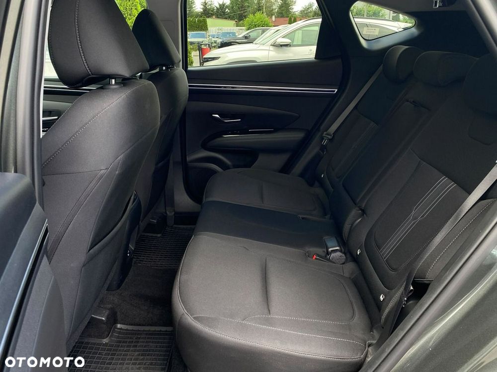 Hyundai Tucson 1.6 T-GDi HEV Executive 2WD - 31