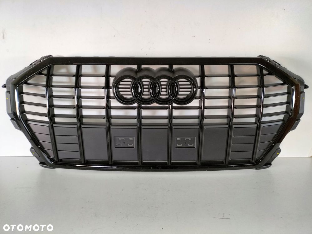 atrapa kratka grill audi q3 18- sportback - 1