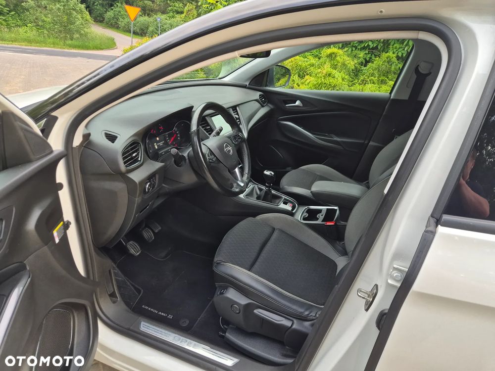 Opel Grandland X 1.2 T Innovation S&S - 26