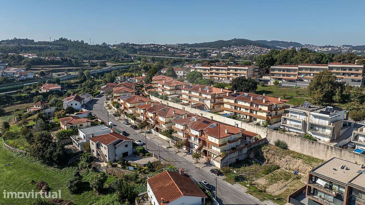 Moradia T3 para venda - Grande imagem: 2/30