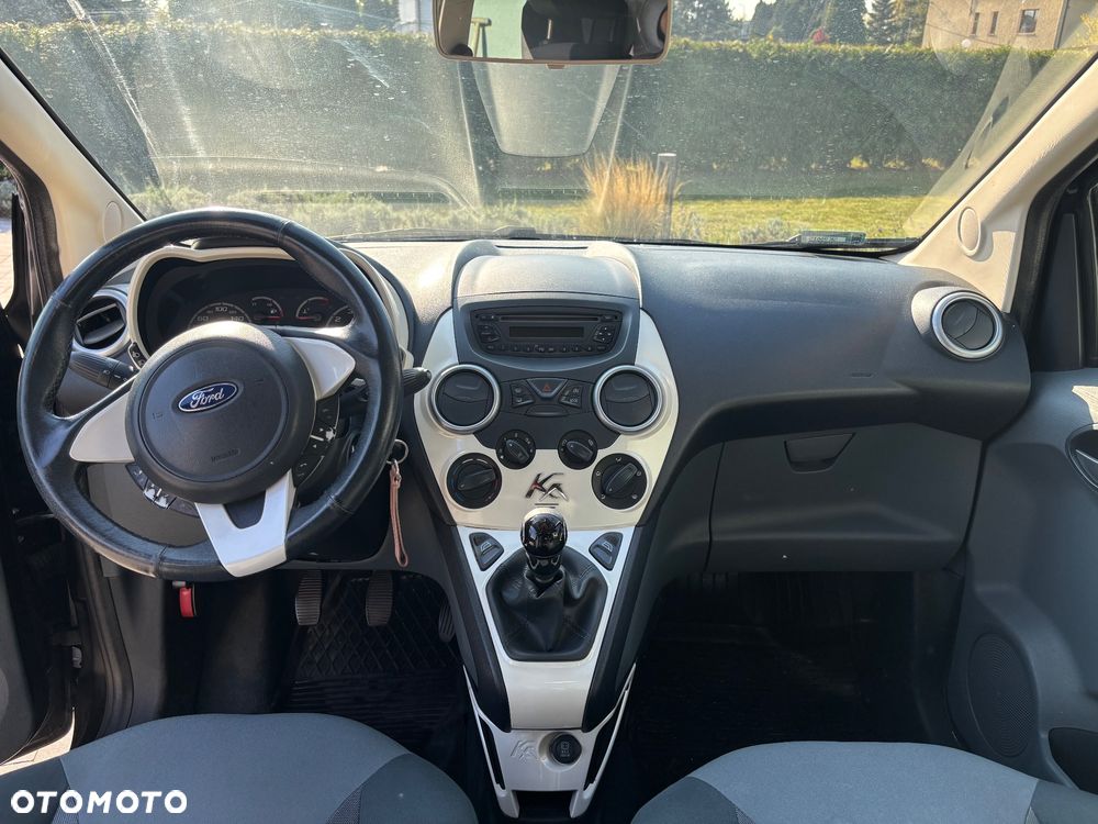 Ford KA - 6