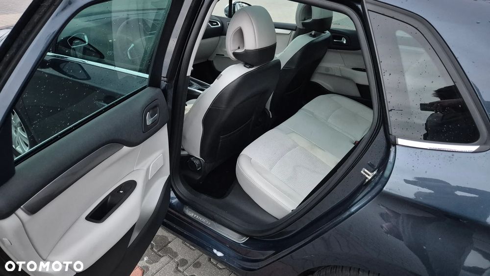 Citroën C4 2.0 HDi Exclusive - 12
