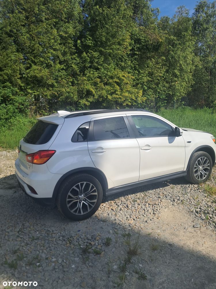 Mitsubishi Outlander - 5