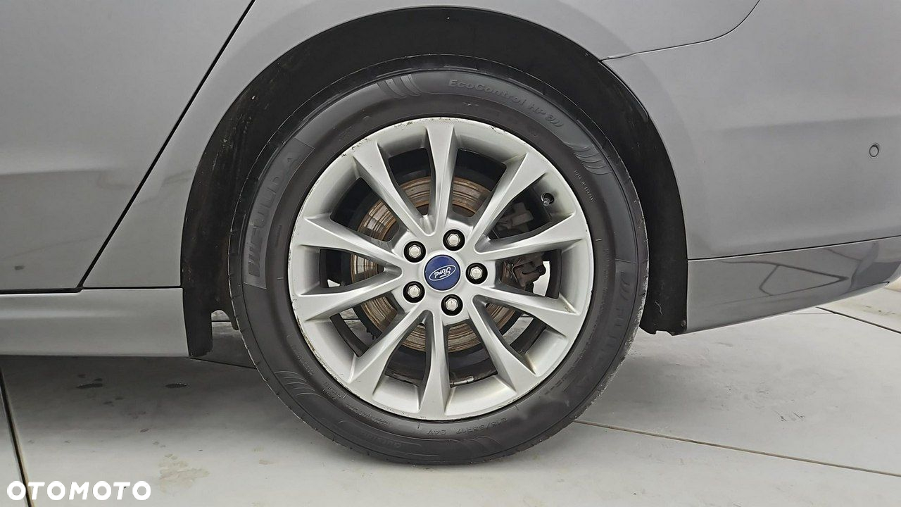 Ford Mondeo 2.0 EcoBlue Titanium - 26