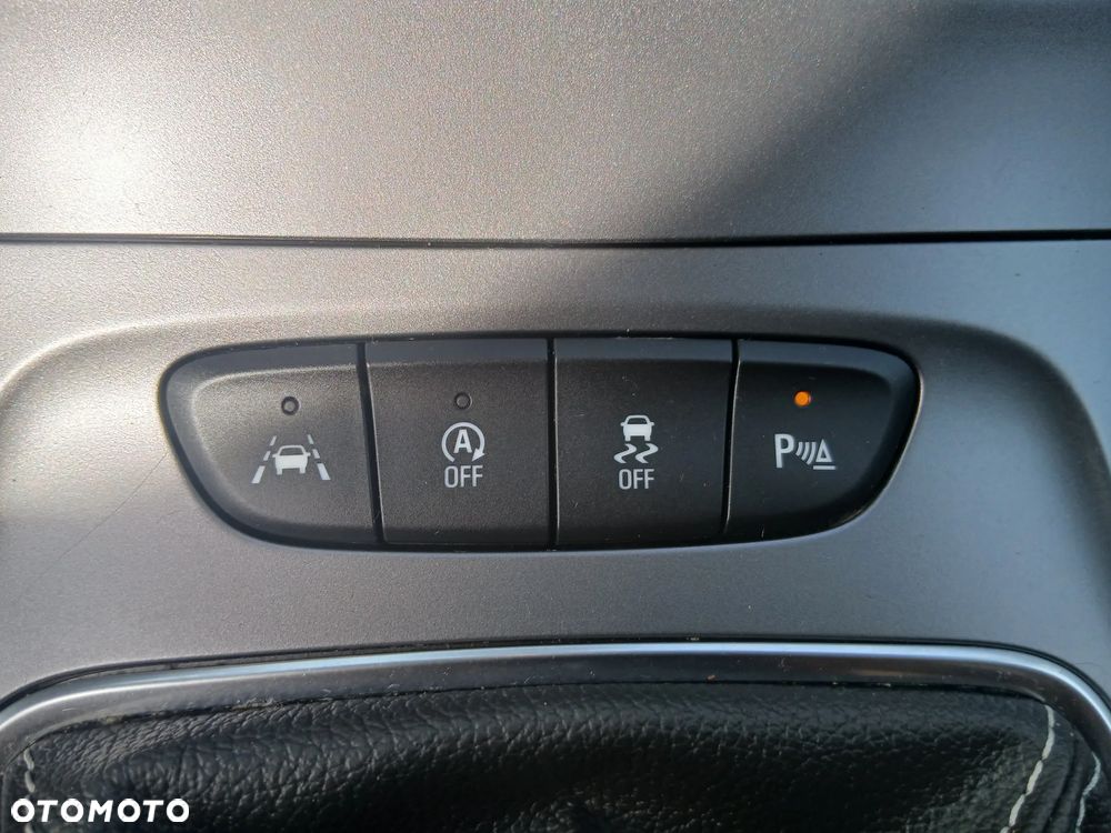 Opel Astra 1.6 CDTI DPF ecoFLEX TourerStart/Stop Selection - 23