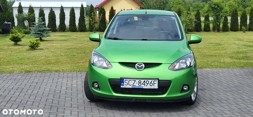 Mazda 2 - 10