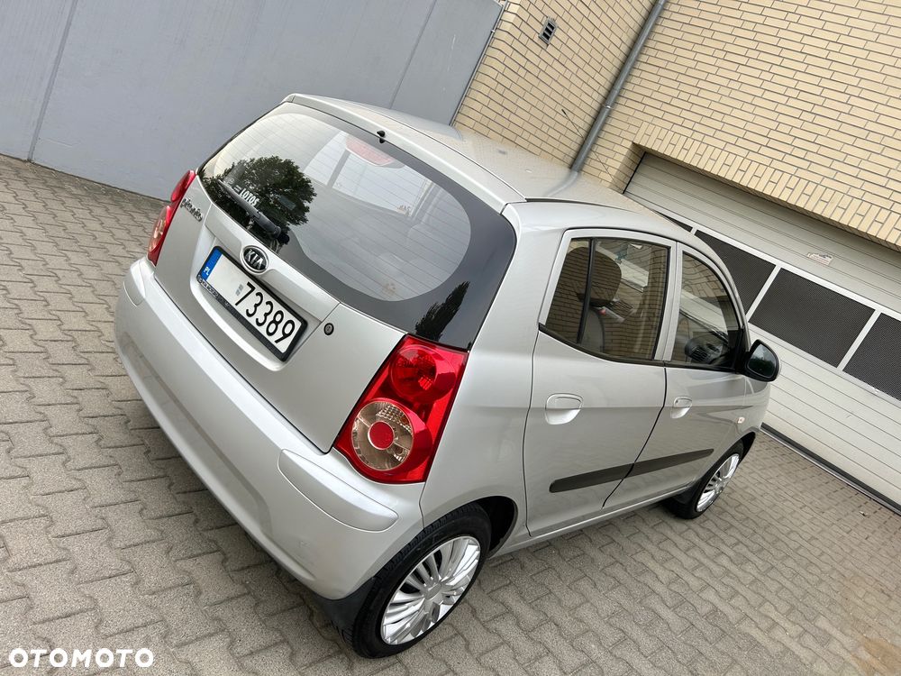 Kia Picanto - 17