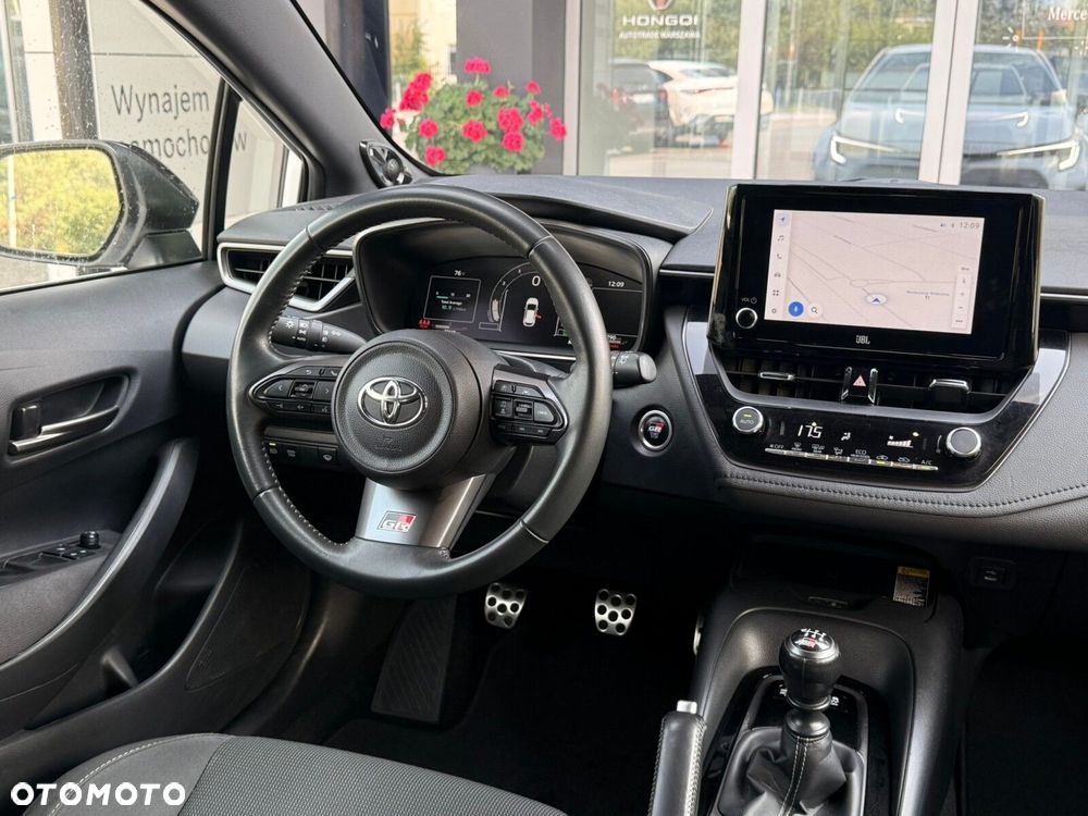 Toyota Corolla - 19
