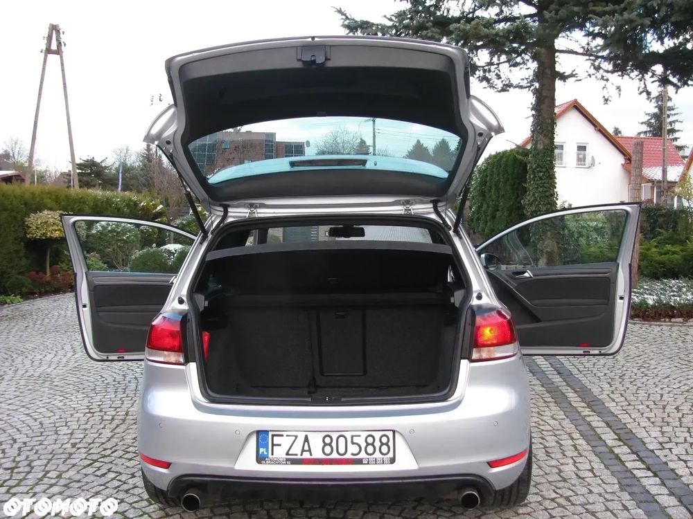 Volkswagen Golf 2.0 GTI DSG - 14