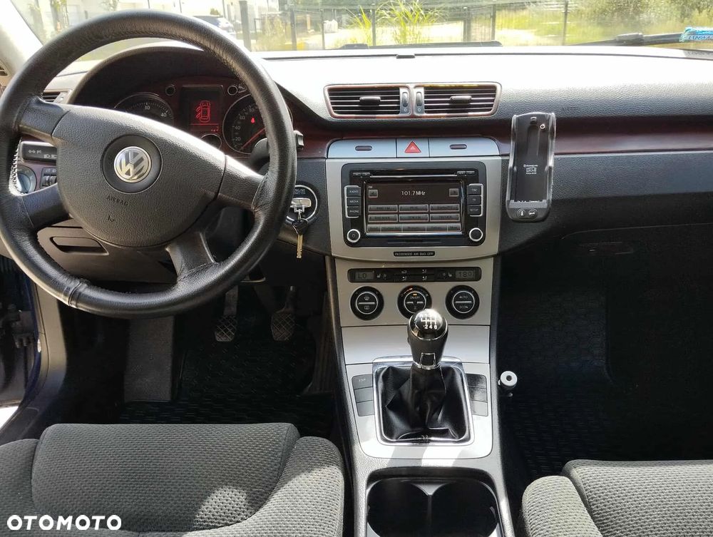 Volkswagen Passat 2.0 TDI 4Mot Comfortline - 8