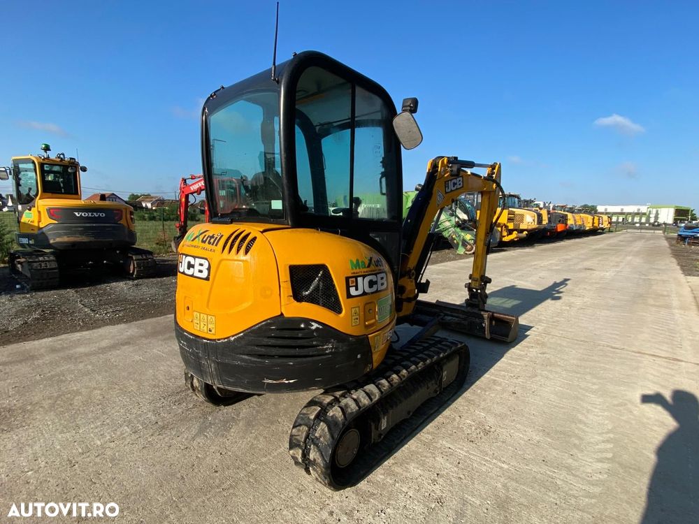 JCB 8026 CTS Excavator - 3