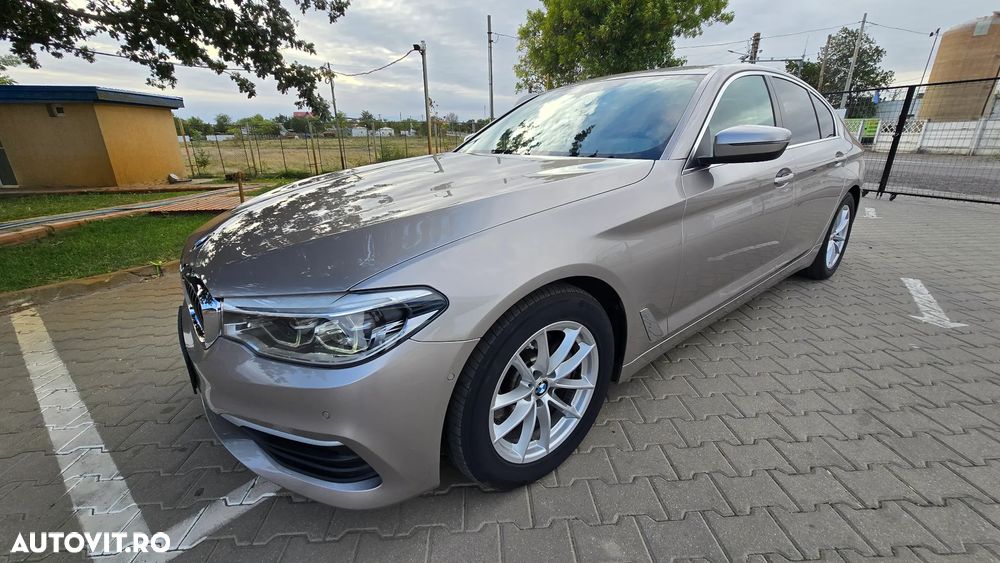 BMW Seria 5 520i AT - 22