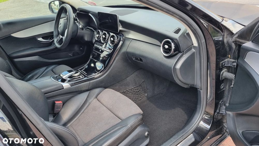 Mercedes-Benz Klasa C 180 d 9G-TRONIC - 23