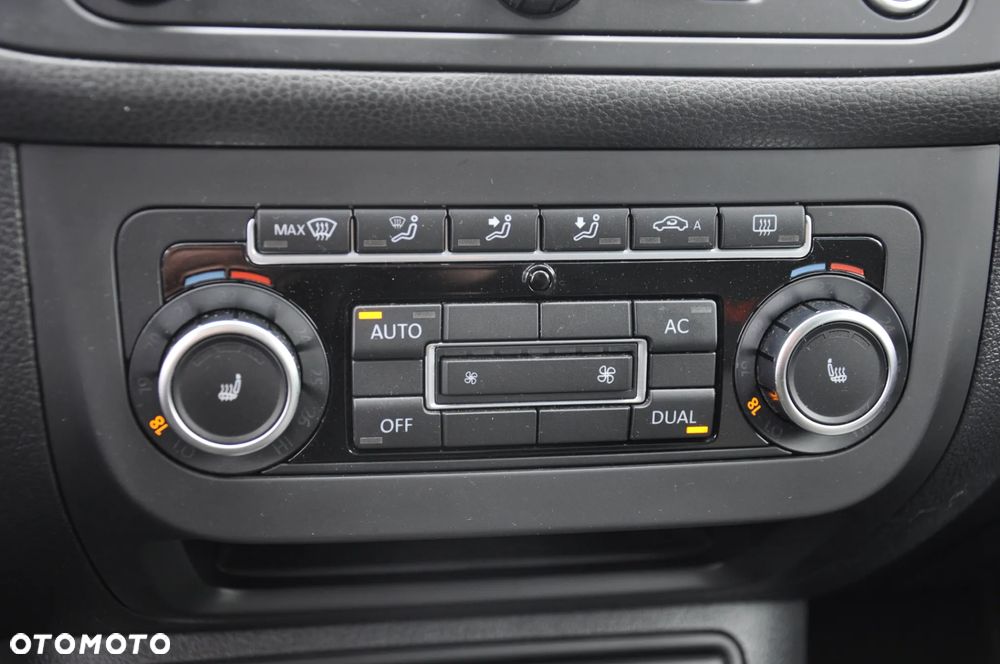 Volkswagen Golf Plus 1.4 TSI DSG United - 16