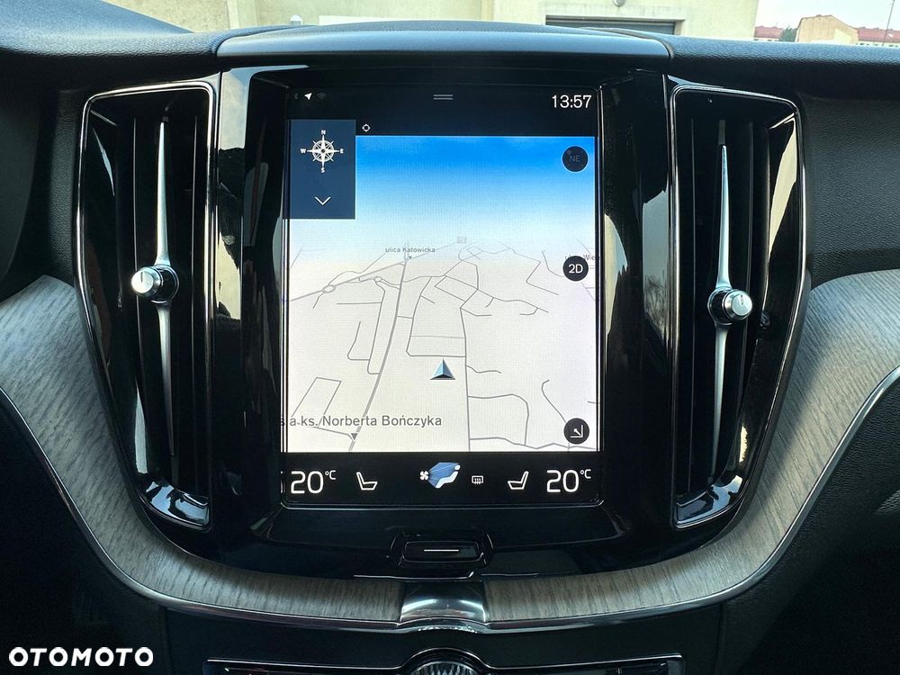 Volvo XC 60 D4 AWD Geartronic Inscription - 34