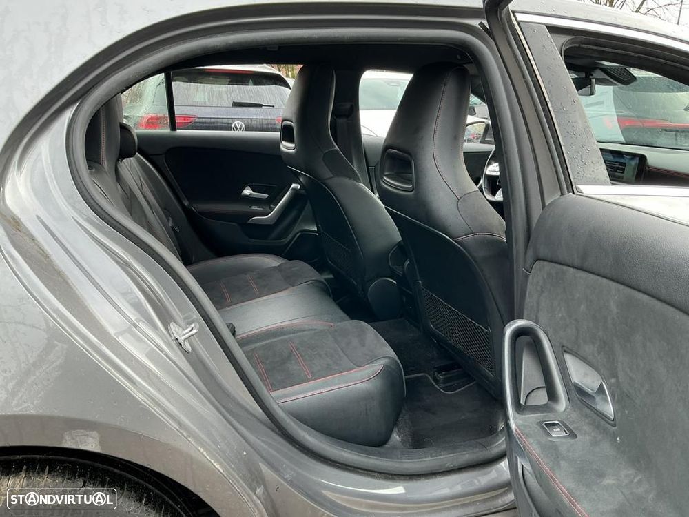Mercedes-Benz A 250 e AMG Line - 6
