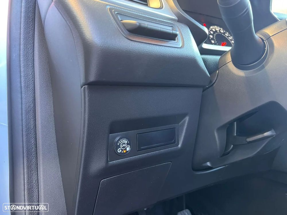 Renault Captur 1.0 TCe Evolution - 13