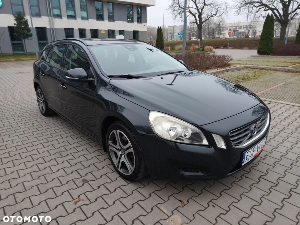 Volvo V60 D2 Momentum - 6
