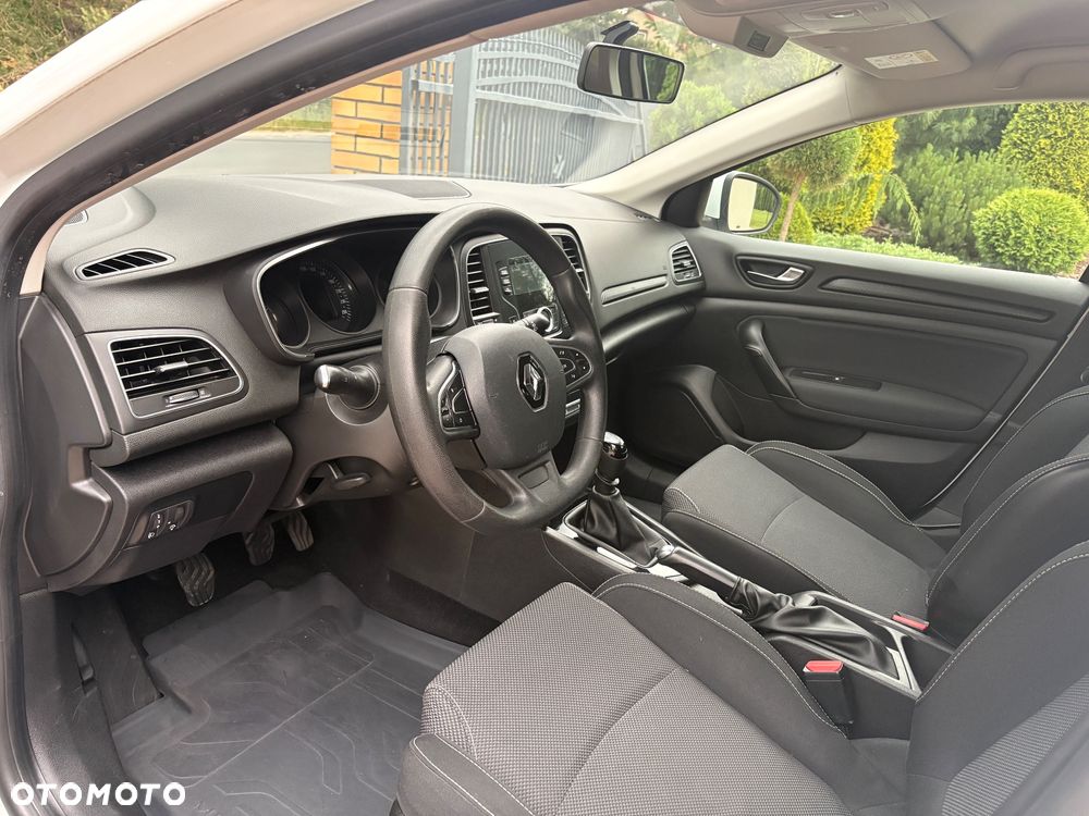 Renault Megane - 17