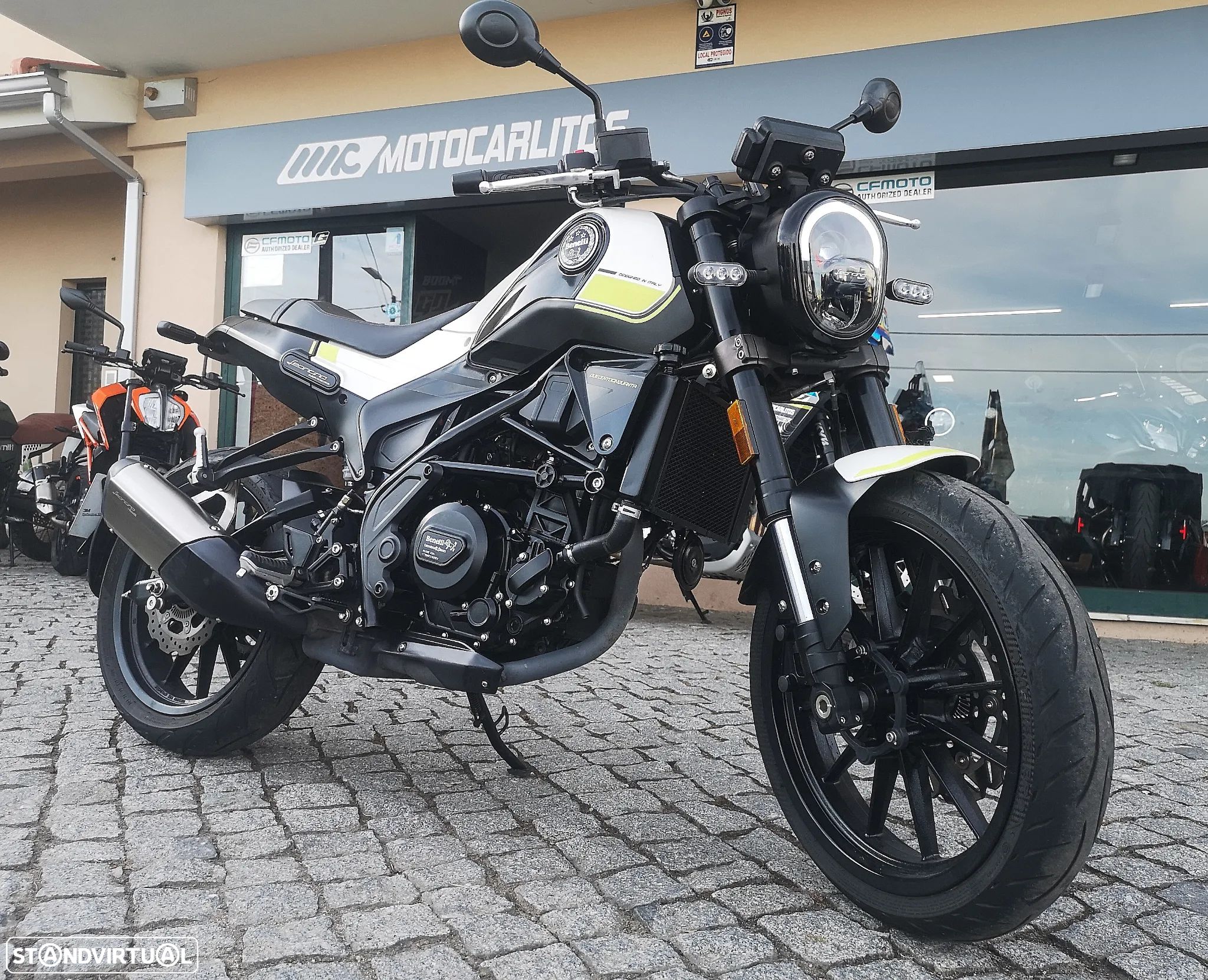 Benelli Leoncino 250 A2 - 1